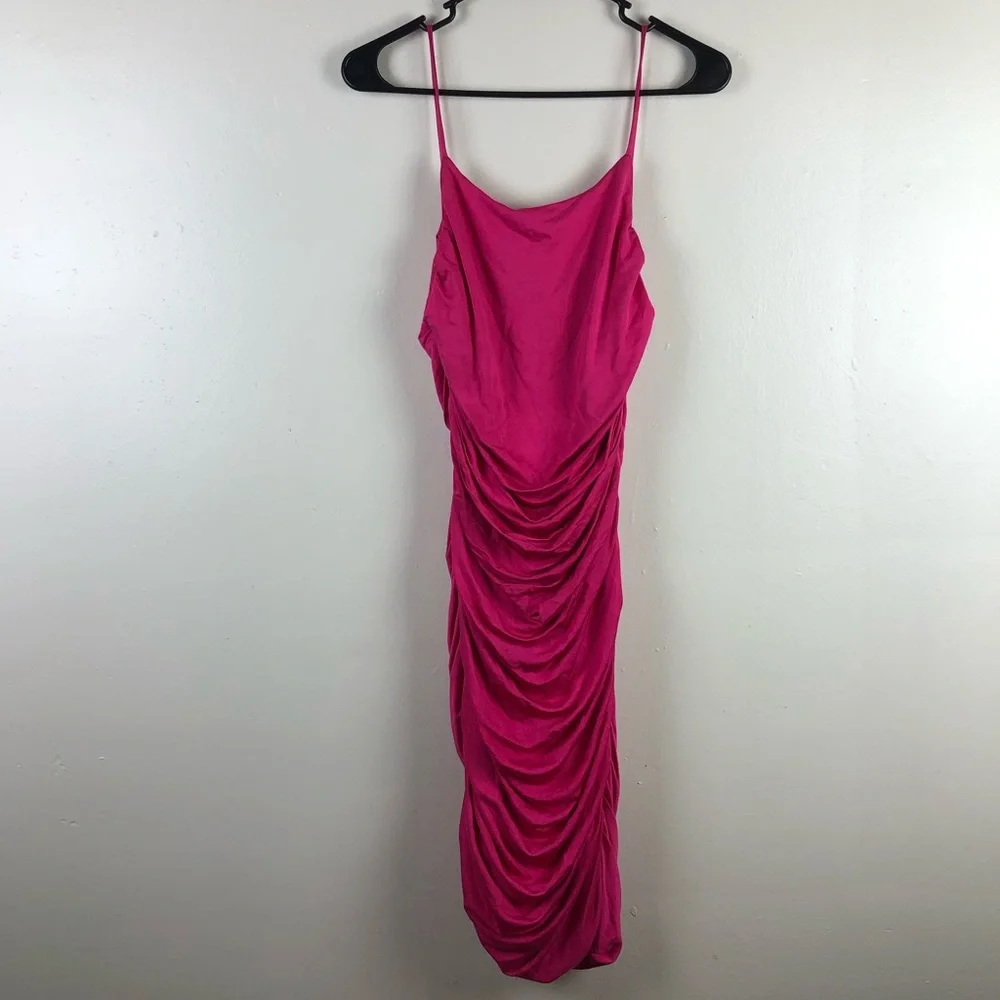 Halston Heritage Beautiful Hot Pink Ruched Dress - Picture 1 of 4